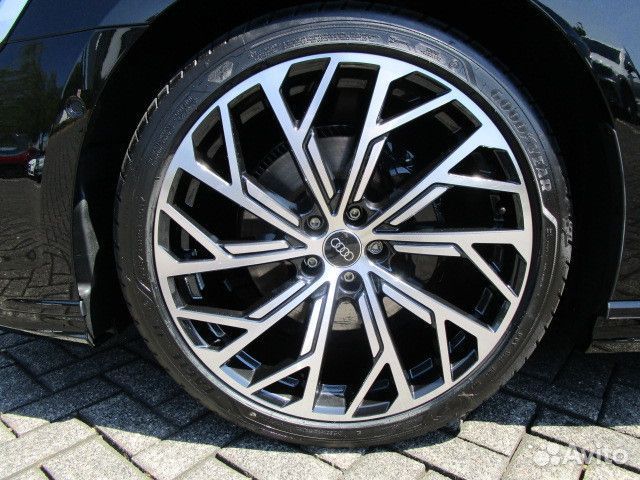 Audi A8 3.0 AT, 2024, 1 км