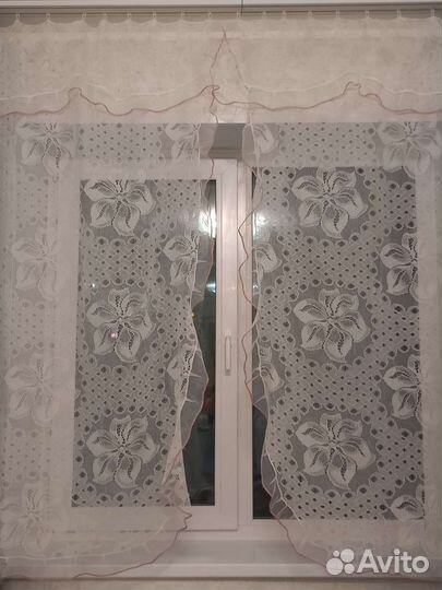 Тюлевые шторы в отличном состоянии