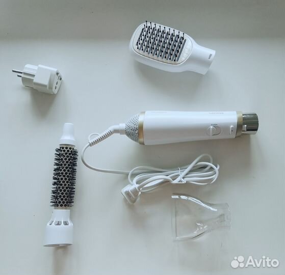 Фен-щетка Philips (HP8663)