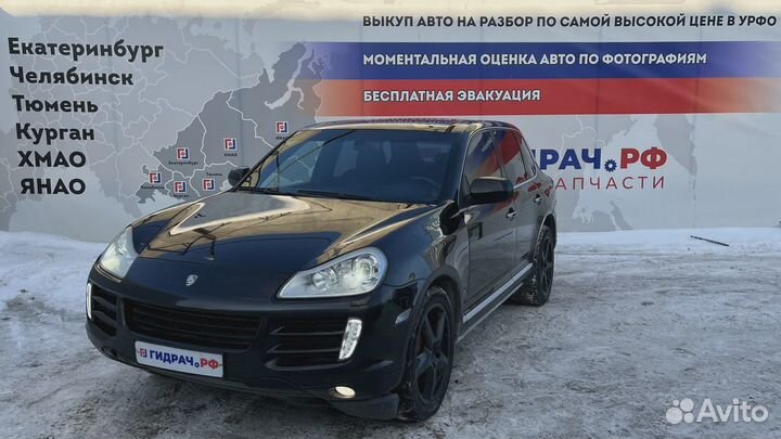 Покрытие напольное задняя часть Porsche Cayenne (9PA)