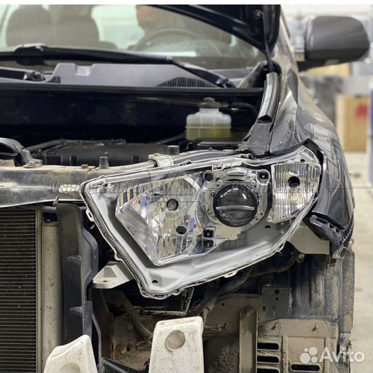 Переходные рамки для замены линз на Toyota Highlan