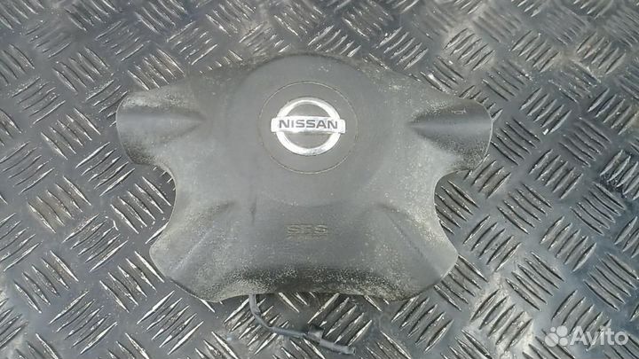 Подушка безопасности водителя Nissan Almera