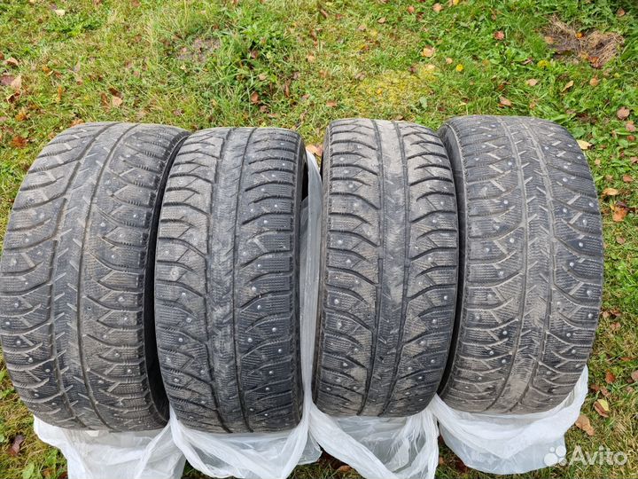 Bridgestone Ice Cruiser 7000 245/45 R18 96T