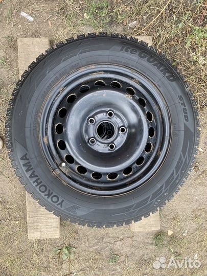 R15 Yokohama Ice Guard Stud IG55 195/65, PCD 5x112 DIA 57.1