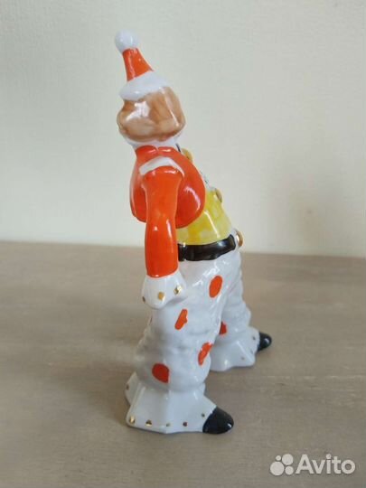 Фарфоровые статуэтки