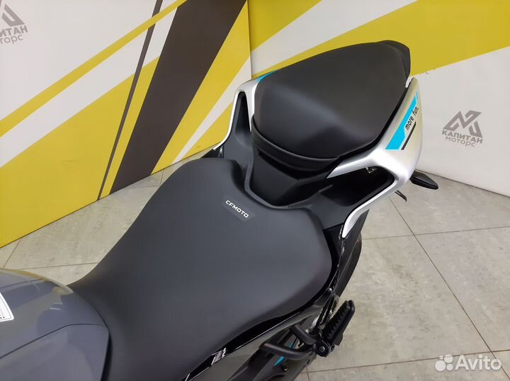 Мотоцикл Cfmoto 300 SR (ABS)
