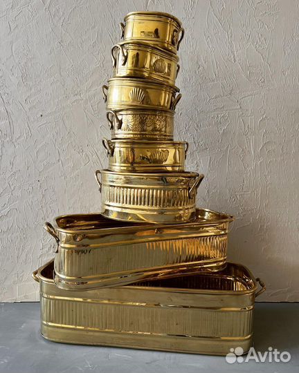 Латунные кашпо подставки