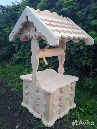 Колодец декоративный