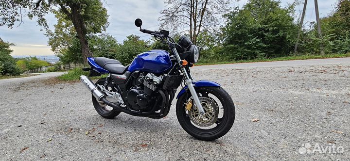 Honda CB400SF