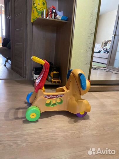 Игрушка-каталка Fisher price собака