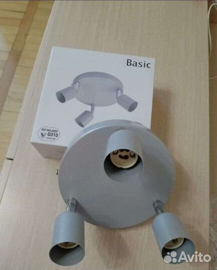 Спот поворотный