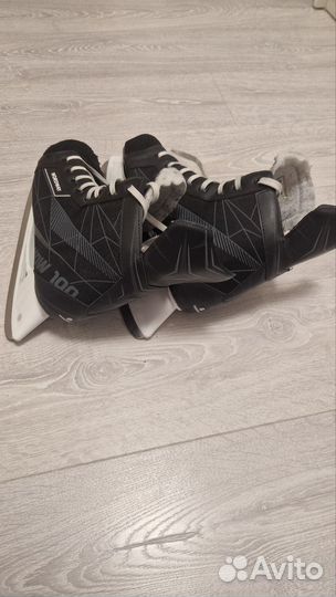 Коньки хоккейные