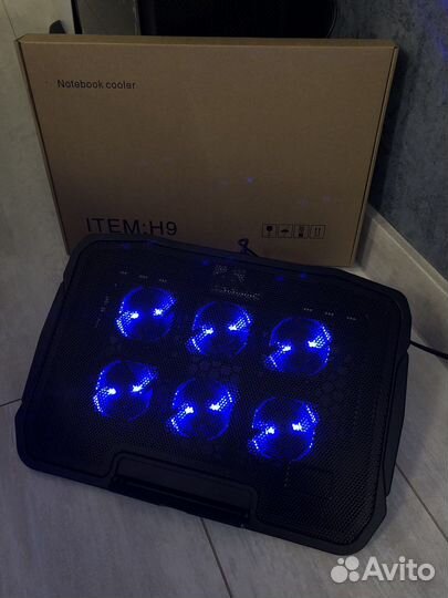 Охлаждающая подставка для ноутбука с подсветкой
