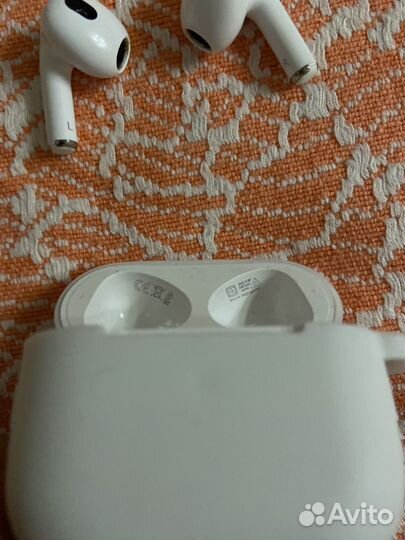 Беспроводные наушники apple airpods 3