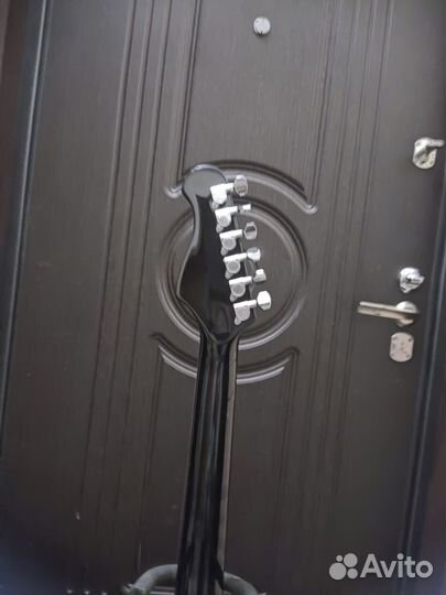 Электрогитара Caraya (новая) обмен