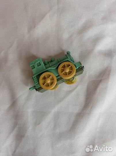 Игрушки СССР солдатики и паровоз