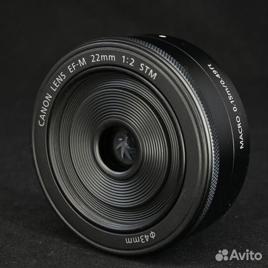 Canon ef m 22mm f 2 STM