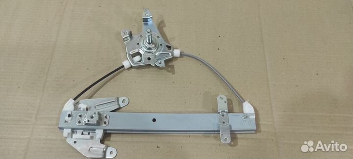 Стеклоподъемник задний правый Nissan Almera G15нов