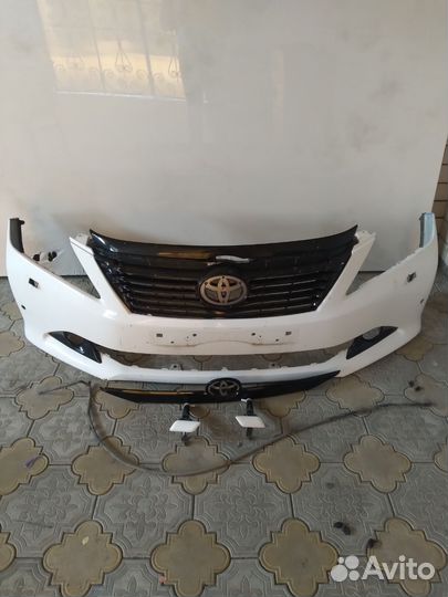 Переднии Бампер camry 50