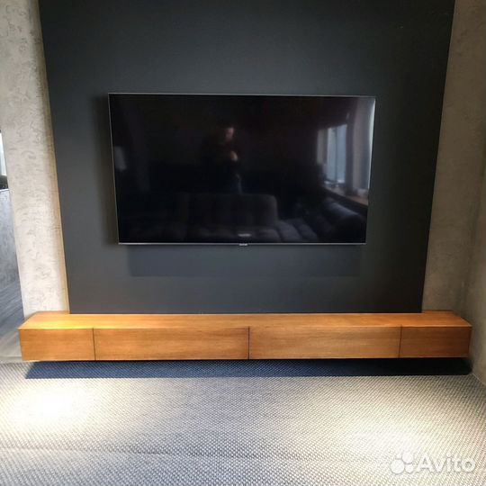 Подвесная тумба тв из массива дуба под заказ