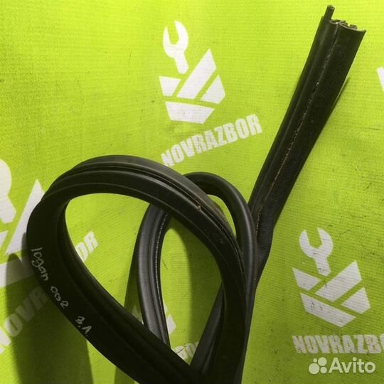 Уплотнитель двери Рено Логан