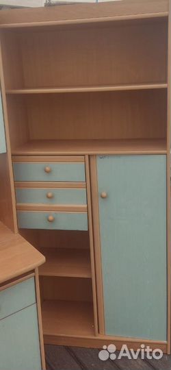 Письменный стол