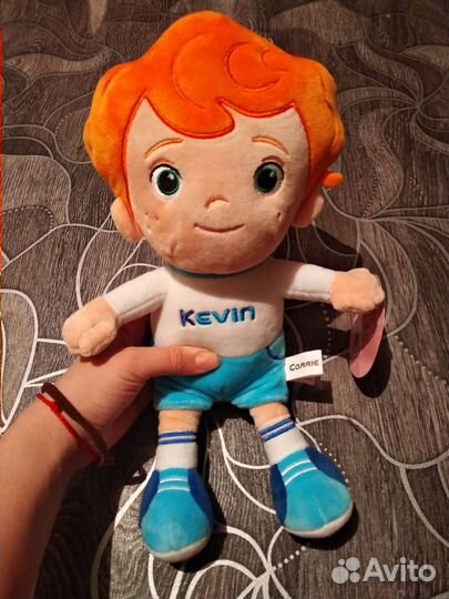 Мягкая игрушка футболист Кевин