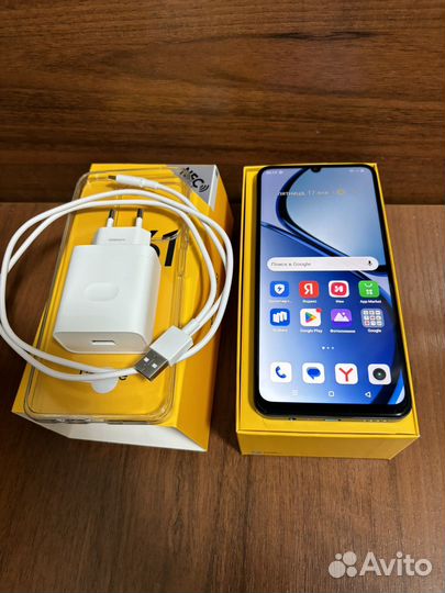 realme C61, 8/256 ГБ