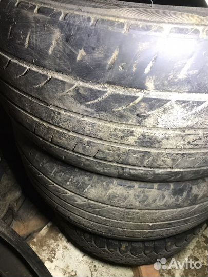 Headway HU901 275/40 R20 106W