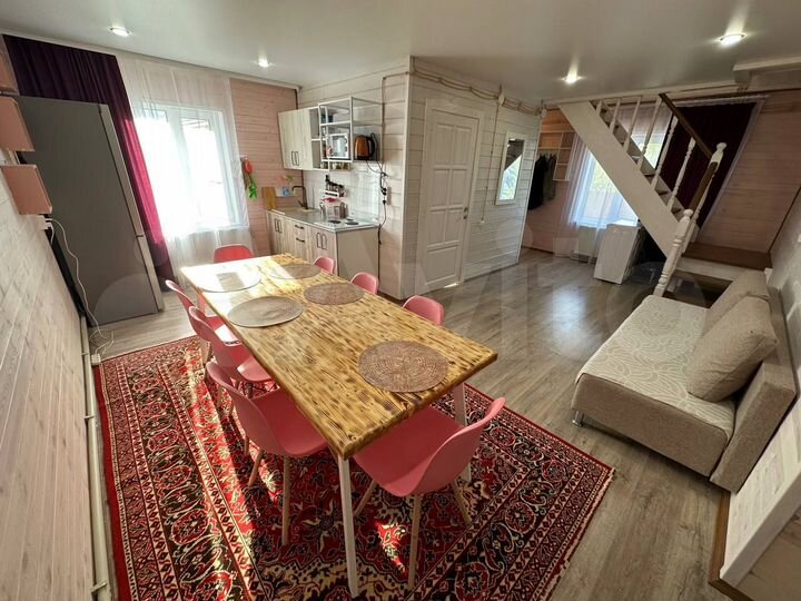 Дом 142 м² на участке 5 сот.