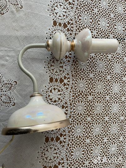 Настенный светильник бра