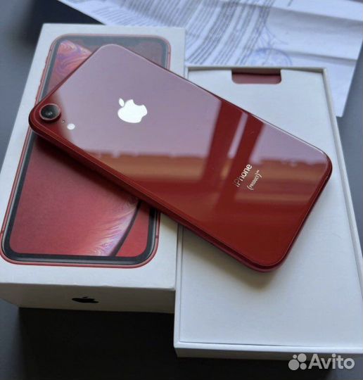 iPhone XR 64GB (red)