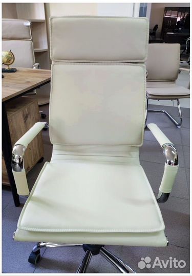 Кресло руководителя новое