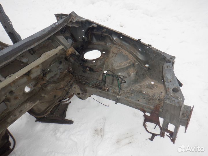 Лонжерон передний левый Citroen C5