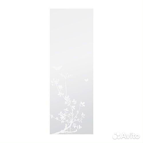 Зеркало с цветочным рисунком