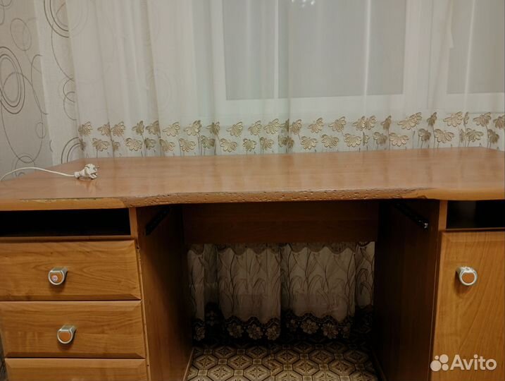 Детский диван и стол