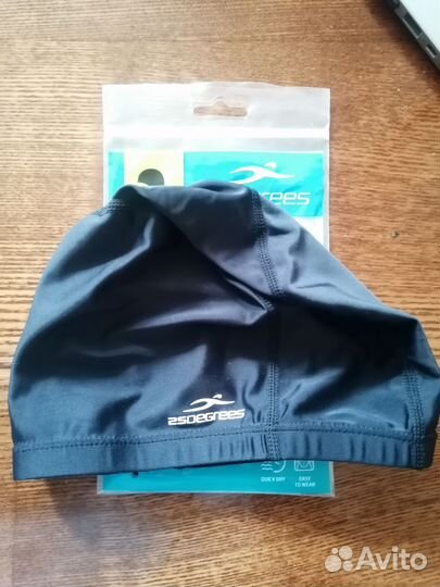 Шапочка для бассейна