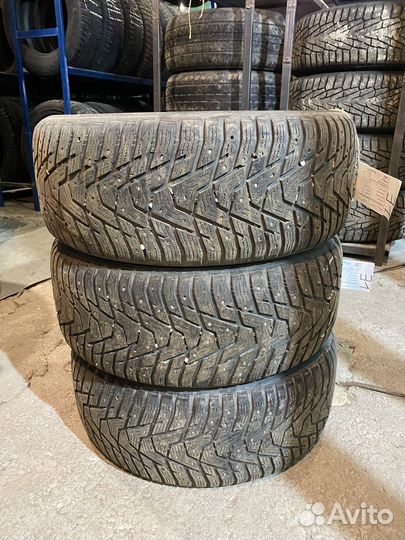 Hankook Winter I'Pike 225/50 R17