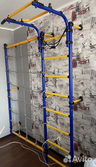 Шведская стенка с турником