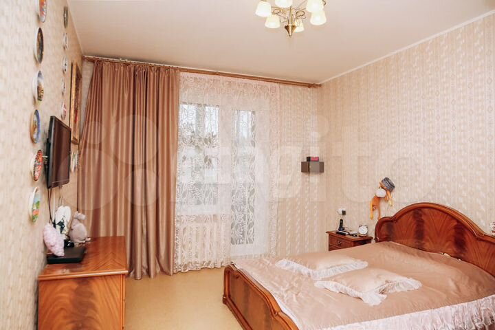 4-к. квартира, 135 м², 5/10 эт.