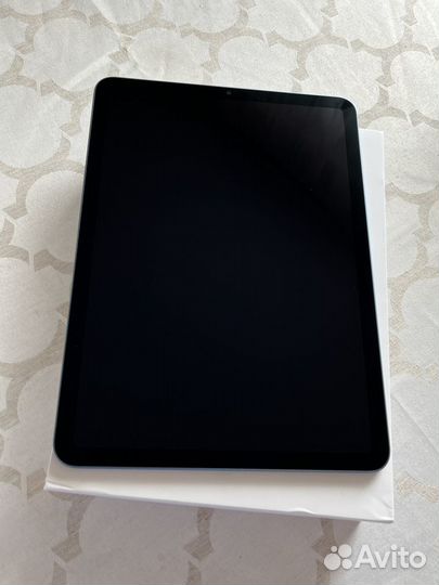 Планшет Apple iPad Air (2022) 256Gb Wi-Fi