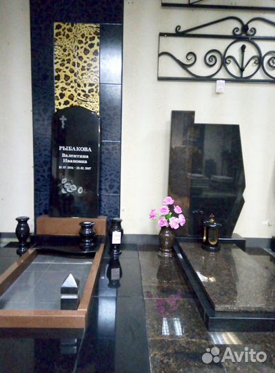 Комбинированные памятники и ритуальные комплексы