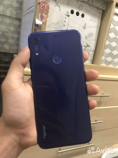 Honor 8a