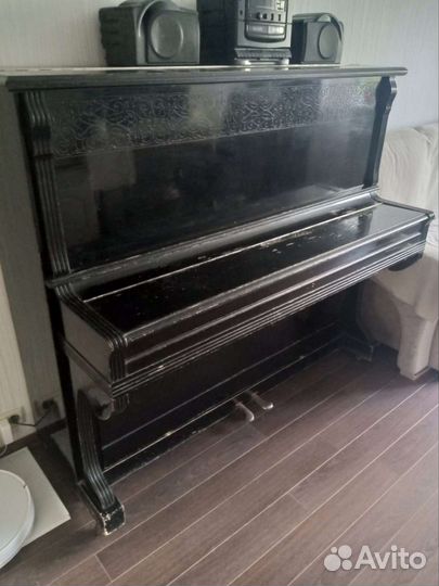Фортепиано пианино Красный октябрь