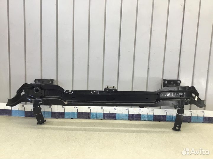 Усилитель переднего бампера VW Tiguan 2017