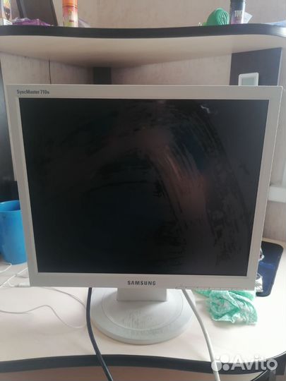 Samsung SyncMaster 710N