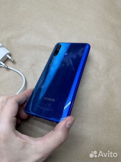 HONOR 20e, 4/64 ГБ