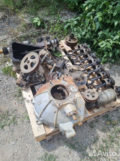 Двигатель ЗИЛ 130 в разборе