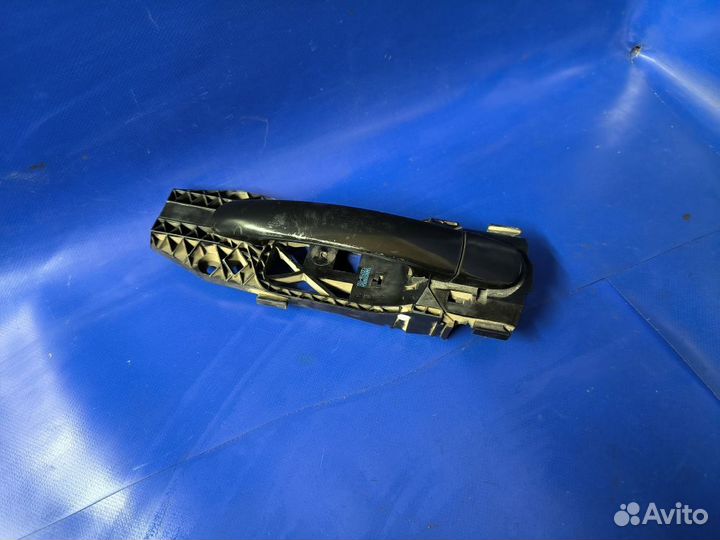 Ручка двери задняя правая Volkswagen Polo V