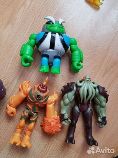 Игрушки из Бен Тена 10